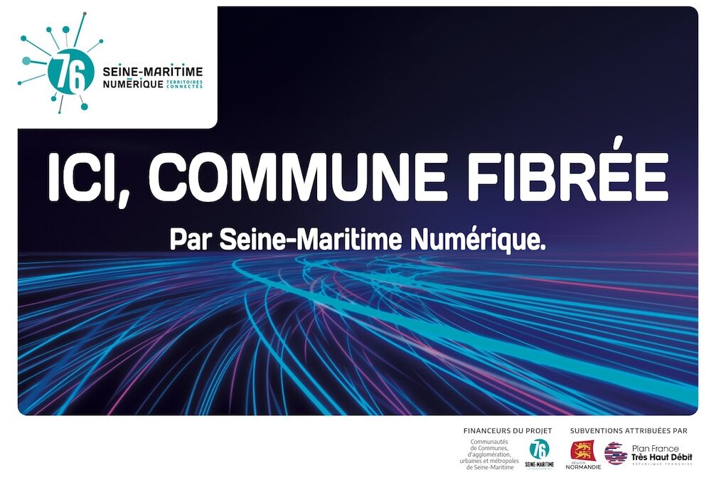 Une plaque de rue pour toutes les communes fibrées par Seine–Maritime Numérique